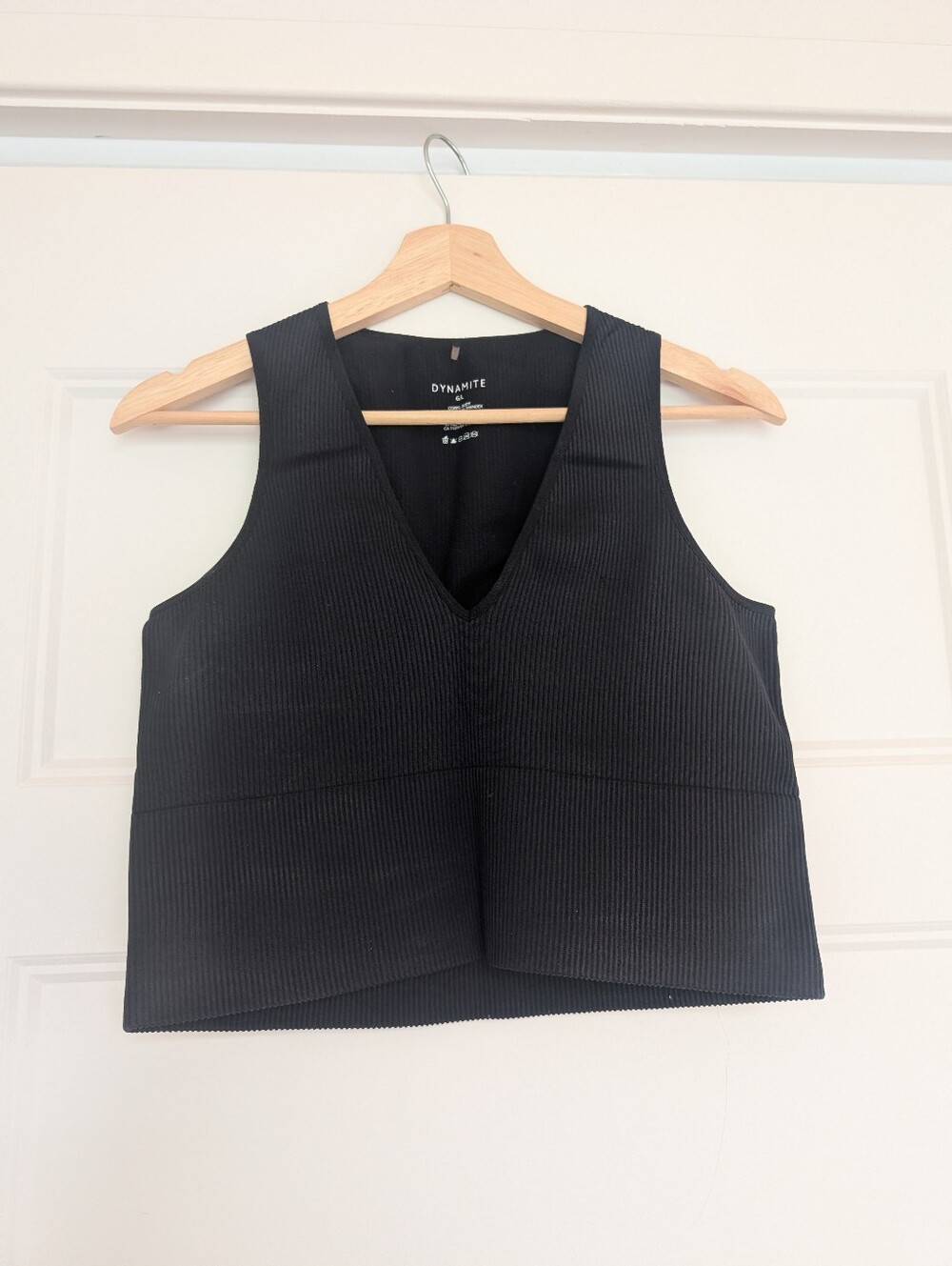 Dynamite Black Ribbed V-Neck Tank Top